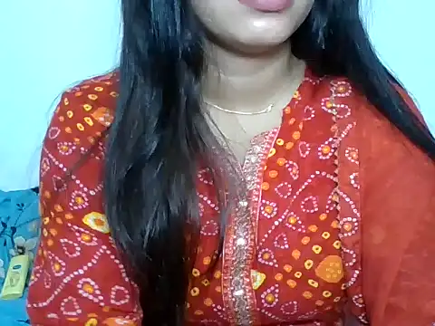 Snapshot of sparkling_queen chatting on 12/26/24, 04:36 sparkling queen online show from 12/26/24, 04:36