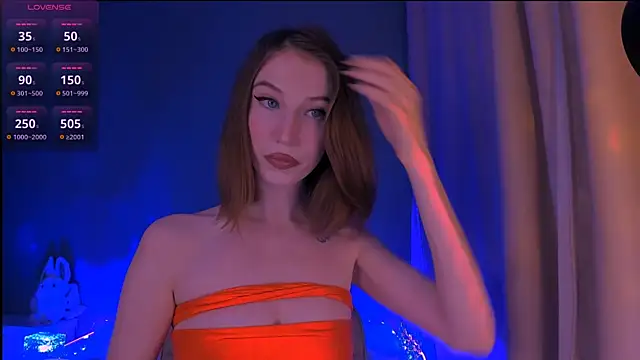 ellaamber online show from 10/19/25, 02:56