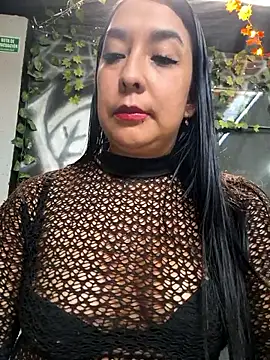 Bella keny online show from 12/15/25, 06:23