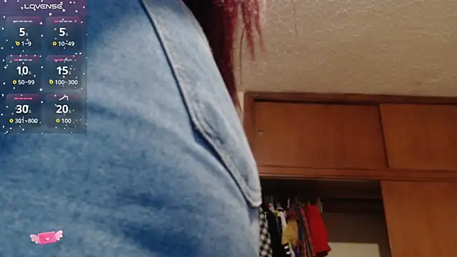 EmaGw online show from 11/10/25, 10:42