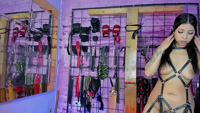 alexia aitanaa  online show from 02/21/26, 07:04