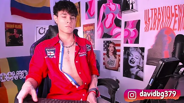 Snapshot of cinnamon_boyxxx chatting on 03/02/25, 01:47 cinnamon boyxxx online show from 03/02/25, 01:47