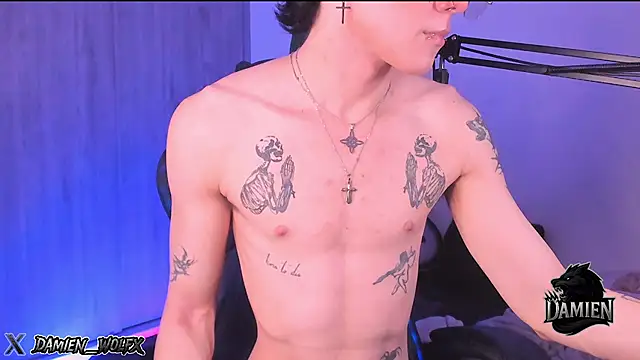 Snapshot of cinnamon_boyxxx chatting on 09/25/25, 01:53 cinnamon boyxxx online show from 09/25/25, 01:53