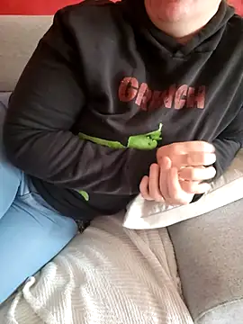 cruellaculdenfer67 online show from 09/23/25, 07:22