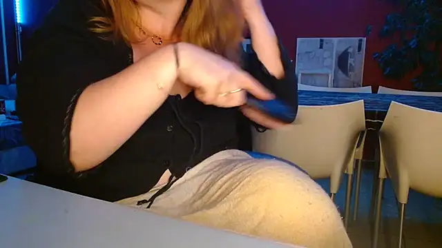 cruellaculdenfer67 online show from 09/24/25, 08:12