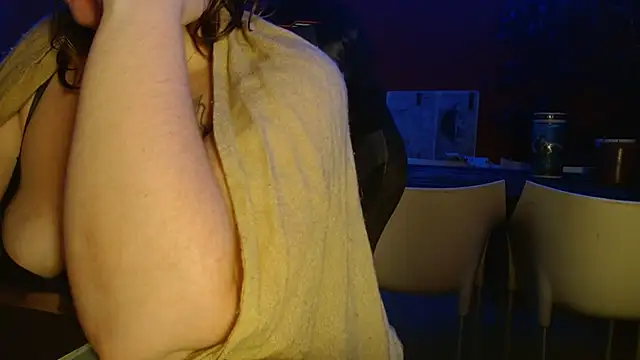 cruellaculdenfer67 online show from 10/22/25, 09:03