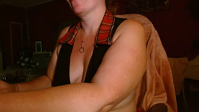 Snapshot of cruellaculdenfer67 chatting on 07/07/26, 09:52 cruellaculdenfer67 online show from 07/07/26, 09:52