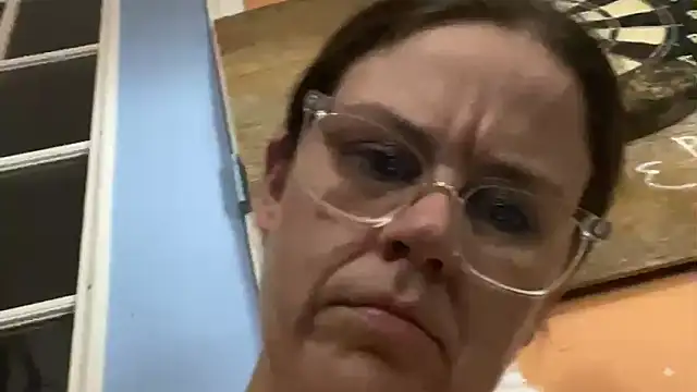 velvetta  online show from 09/09/25, 05:18