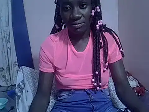 Snapshot of Petite_rider chatting on 02/03/25, 09:39 Petite rider online show from 02/03/25, 09:39