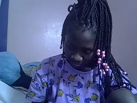 Snapshot of Petite_rider chatting on 02/05/25, 04:06 Petite rider online show from 02/05/25, 04:06