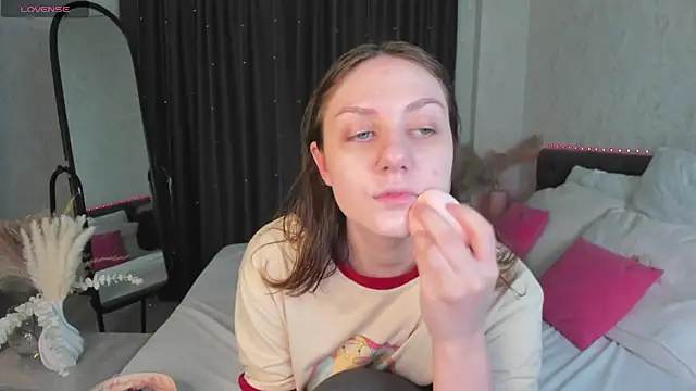 Kvetachka online show from 03/04/25, 01:45