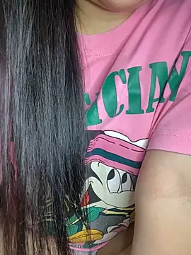 Snapshot of Julibeng chatting on 12/10/24, 04:06 Julibeng online show from 12/10/24, 04:06