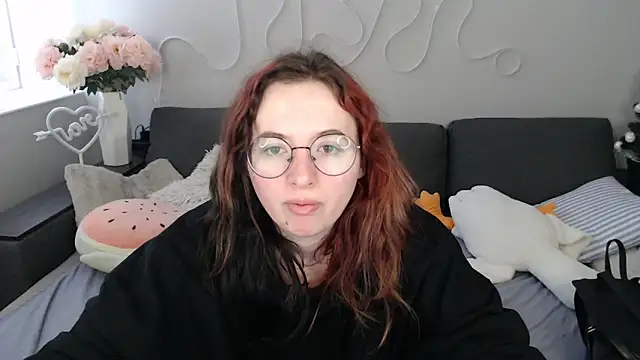 Mini Diva online show from 02/27/26, 09:09