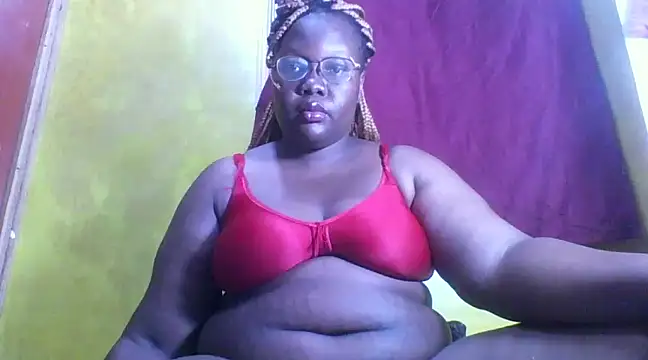 Snapshot of Twinklestar254 chatting on 12/11/24, 03:37 Twinklestar254 online show from 12/11/24, 03:37