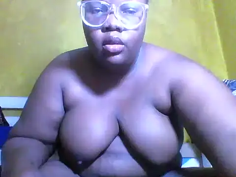 Snapshot of Twinklestar254 chatting on 02/15/25, 06:44 Twinklestar254 online show from 02/15/25, 06:44