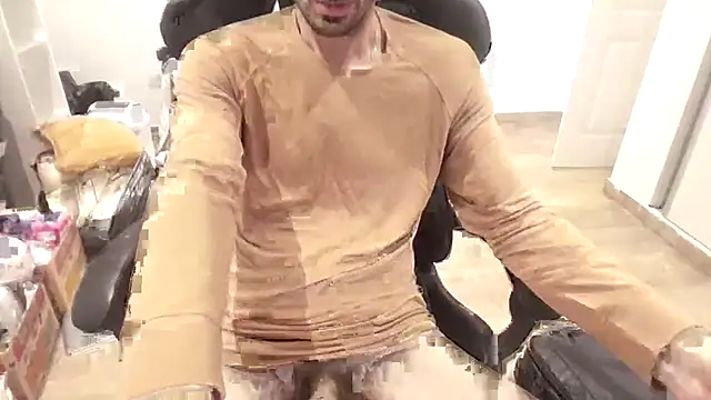 Snapshot of nicolaaaaas chatting on 11/25/25, 11:10 nicolaaaaas online show from 11/25/25, 11:10