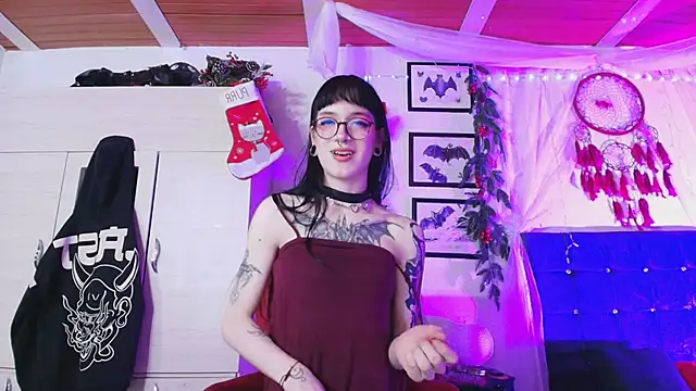 bathory vamps online show from 12/15/25, 03:22