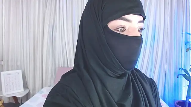 Uzra hayed online show from 10/04/25, 11:30