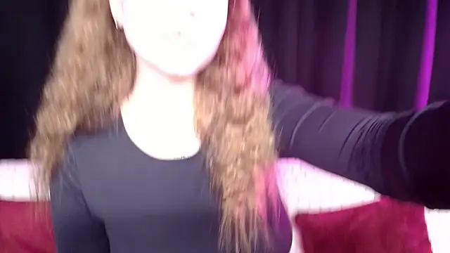 Snapshot of SindiWatsoon chatting on 02/01/25, 03:07 SindiWatsoon online show from 02/01/25, 03:07