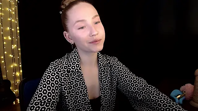 SindiWatsoon online show from 02/10/26, 01:48