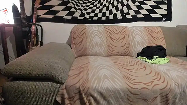 Snapshot of soulfuck92 chatting on 11/10/25, 08:30 soulfuck92 online show from 11/10/25, 08:30