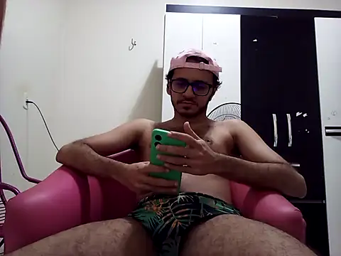 Snapshot of NerdJunior chatting on 12/31/24, 02:08 NerdJunior online show from 12/31/24, 02:08