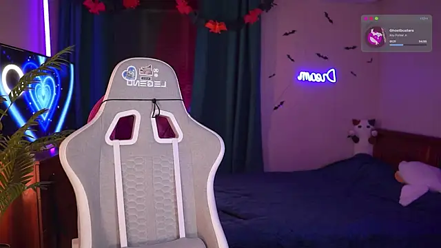 Kamila icee online show from 11/01/25, 08:33