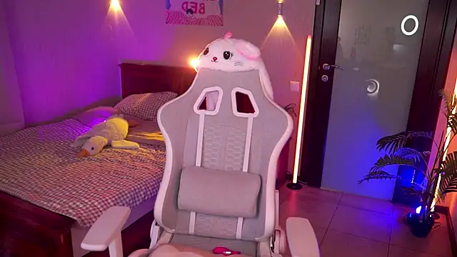 Kamila icee online show from 03/27/26, 09:03