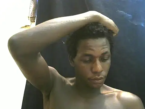 Snapshot of Bigras0011 chatting on 05/28/26, 02:14 Bigras0011 online show from 05/28/26, 02:14