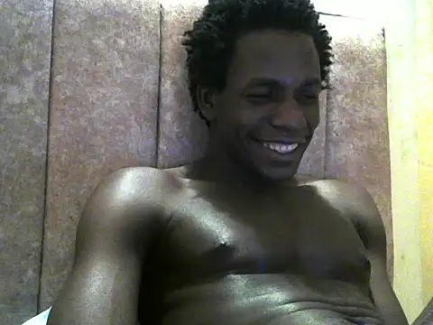 Bigras0011 online show from 06/21/26, 05:59