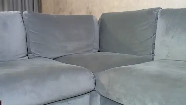 LuanaDess online show from 12/20/25, 12:29