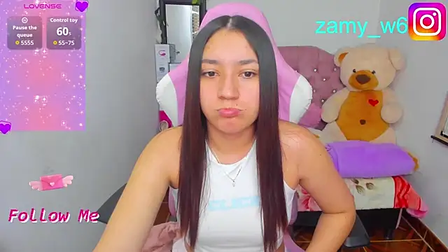 Snapshot of karla_cute01 chatting on 05/09/26, 05:01 karla cute01 online show from 05/09/26, 05:01