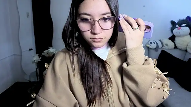karla cute01 online show from 07/04/26, 05:46