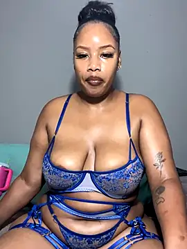 MimiCurves online show from 11/20/25, 09:20