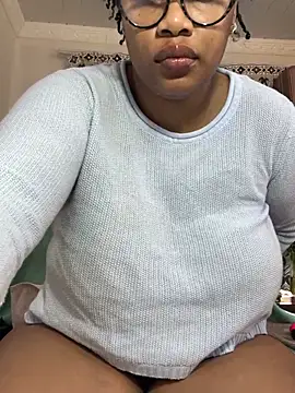 MimiCurves online show from 07/08/26, 09:25