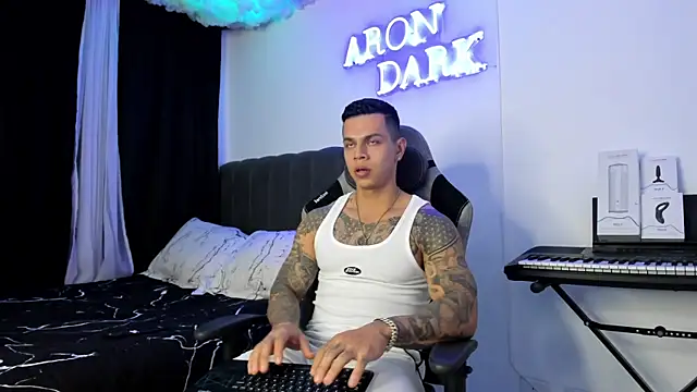 Aron Dark online show from 12/10/24, 01:54