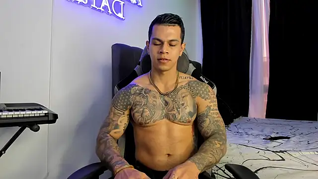 Aron Dark online show from 02/12/25, 11:40