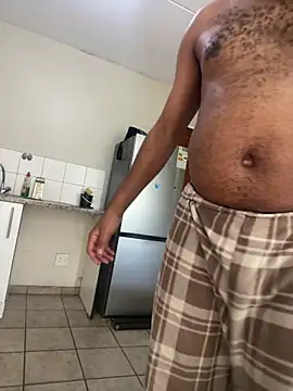jaytee198610 online show from 05/01/26, 11:37