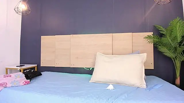 Snapshot of Daliana_Beck chatting on 03/18/25, 07:53 Daliana Beck online show from 03/18/25, 07:53