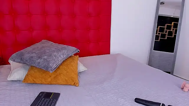 Snapshot of Daliana_Beck chatting on 11/19/25, 08:31 Daliana Beck online show from 11/19/25, 08:31