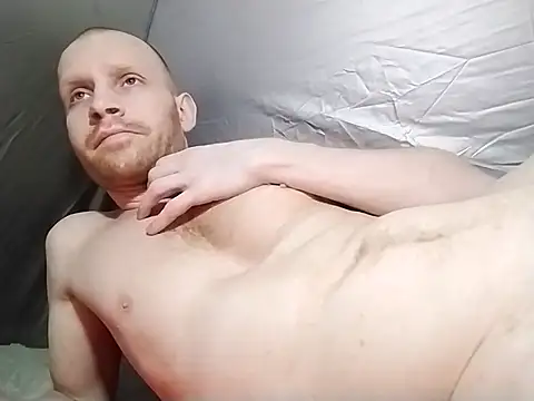 Snapshot of GoodSeksLove chatting on 02/03/25, 01:19 GoodSeksLove online show from 02/03/25, 01:19