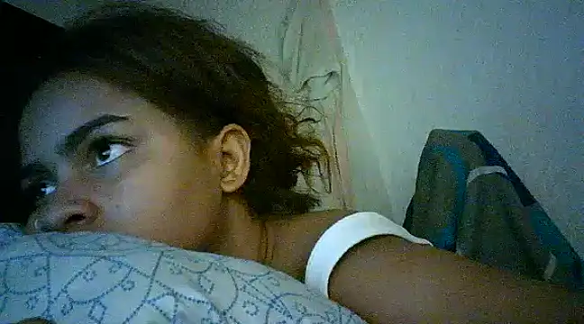 Bellabeltrann online show from 01/15/25, 06:22