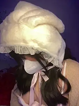 HoneyBuns 05 online show from 01/12/25, 03:36