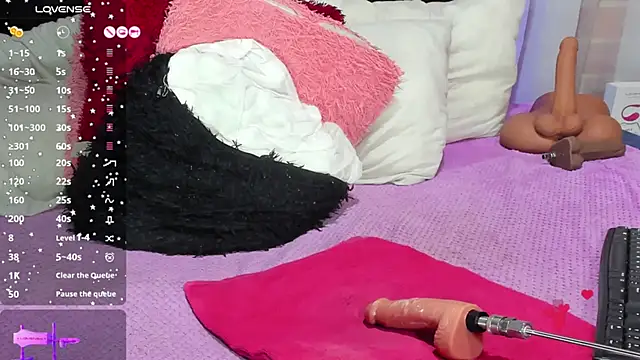 Snapshot of Hanna_horny_ chatting on 03/10/25, 11:49 Hanna horny online show from 03/10/25, 11:49