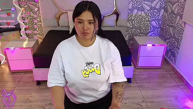 Snapshot of Mellani_tay chatting on 01/25/25, 03:09 Mellani tay online show from 01/25/25, 03:09