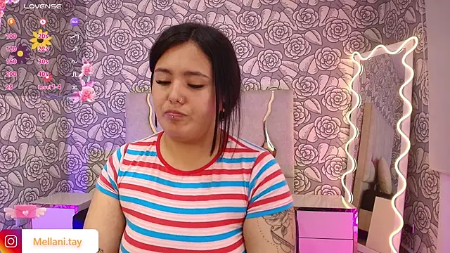 Snapshot of Mellani_tay chatting on 02/07/25, 06:24 Mellani tay online show from 02/07/25, 06:24