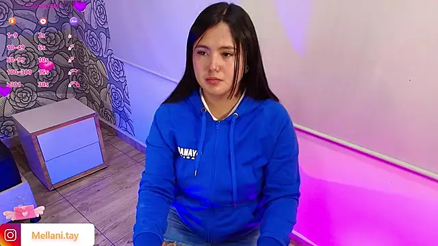 Snapshot of Mellani_tay chatting on 02/20/25, 04:18 Mellani tay online show from 02/20/25, 04:18