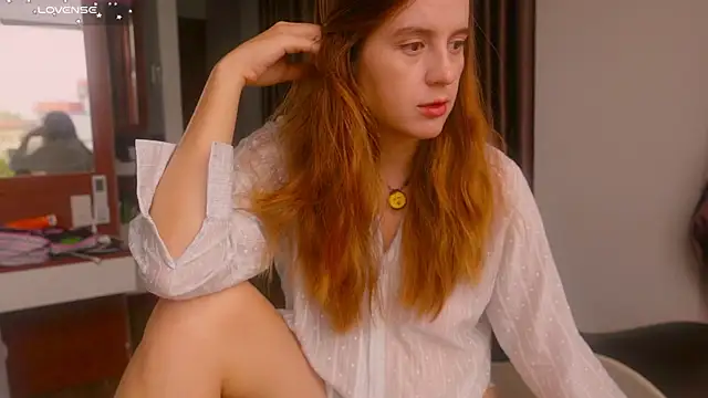 Snapshot of Lisa_sweetheels chatting on 09/14/25, 02:54 Lisa sweetheels online show from 09/14/25, 02:54