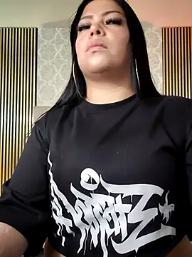 martinna tay online show from 04/07/26, 03:18