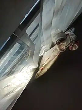 LOVELY-2BERRY online show from 05/06/26, 04:08